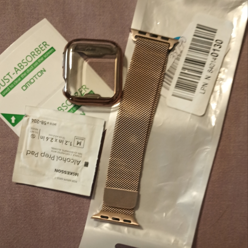 Apple Compatible Rose Gold Metal Melanese Band and Metal Protector Case